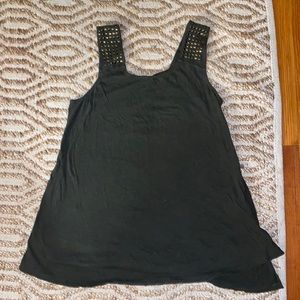 Liz Lange maternity shirt